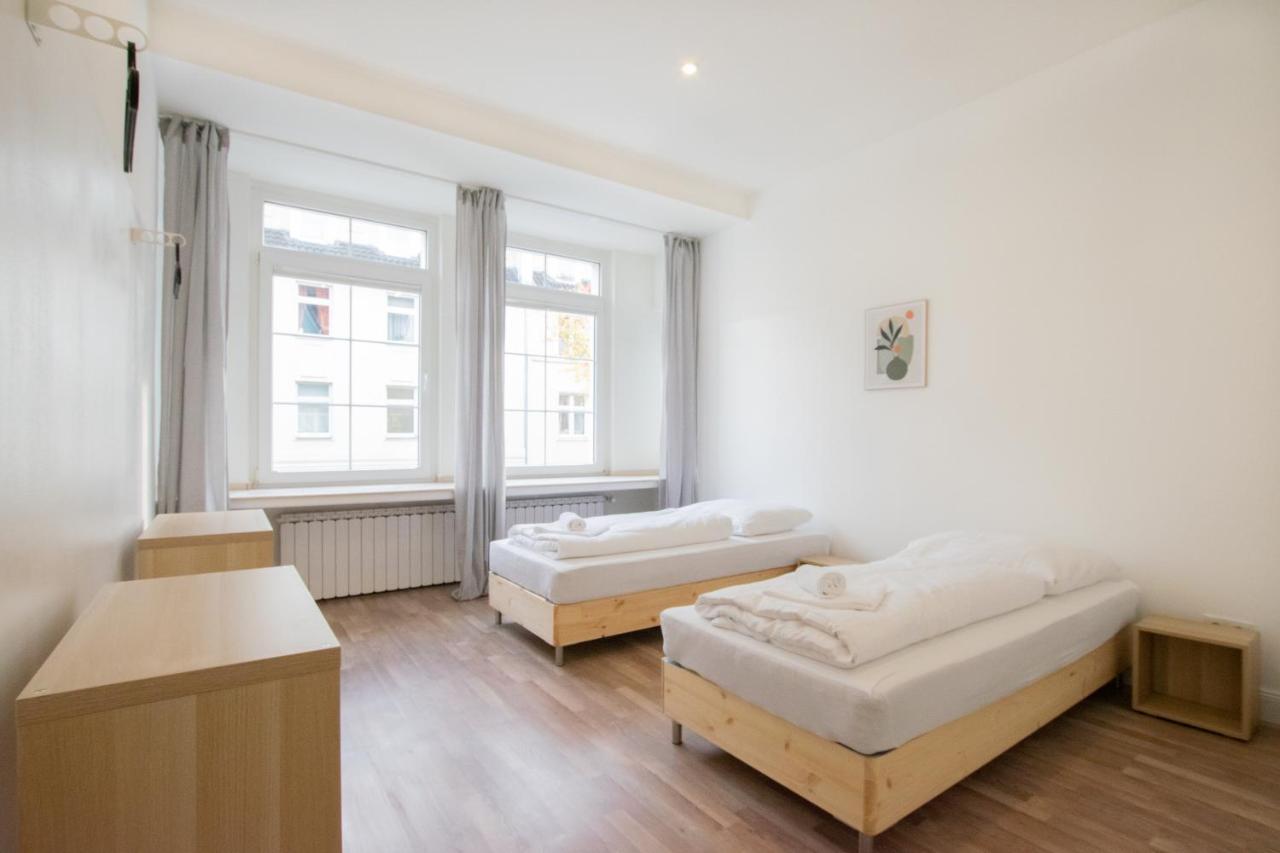 Raj Living - 1 Or 3 Room Apartments - 20 Min Messe Dus And Old Town Dus دوسلدورف المظهر الخارجي الصورة