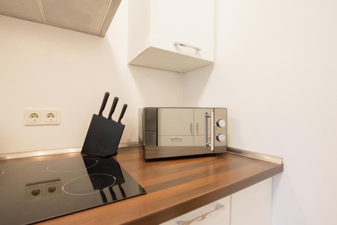 Raj Living - 1 Or 3 Room Apartments - 20 Min Messe Dus And Old Town Dus دوسلدورف المظهر الخارجي الصورة