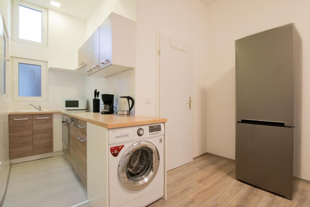 Raj Living - 1 Or 3 Room Apartments - 20 Min Messe Dus And Old Town Dus دوسلدورف المظهر الخارجي الصورة