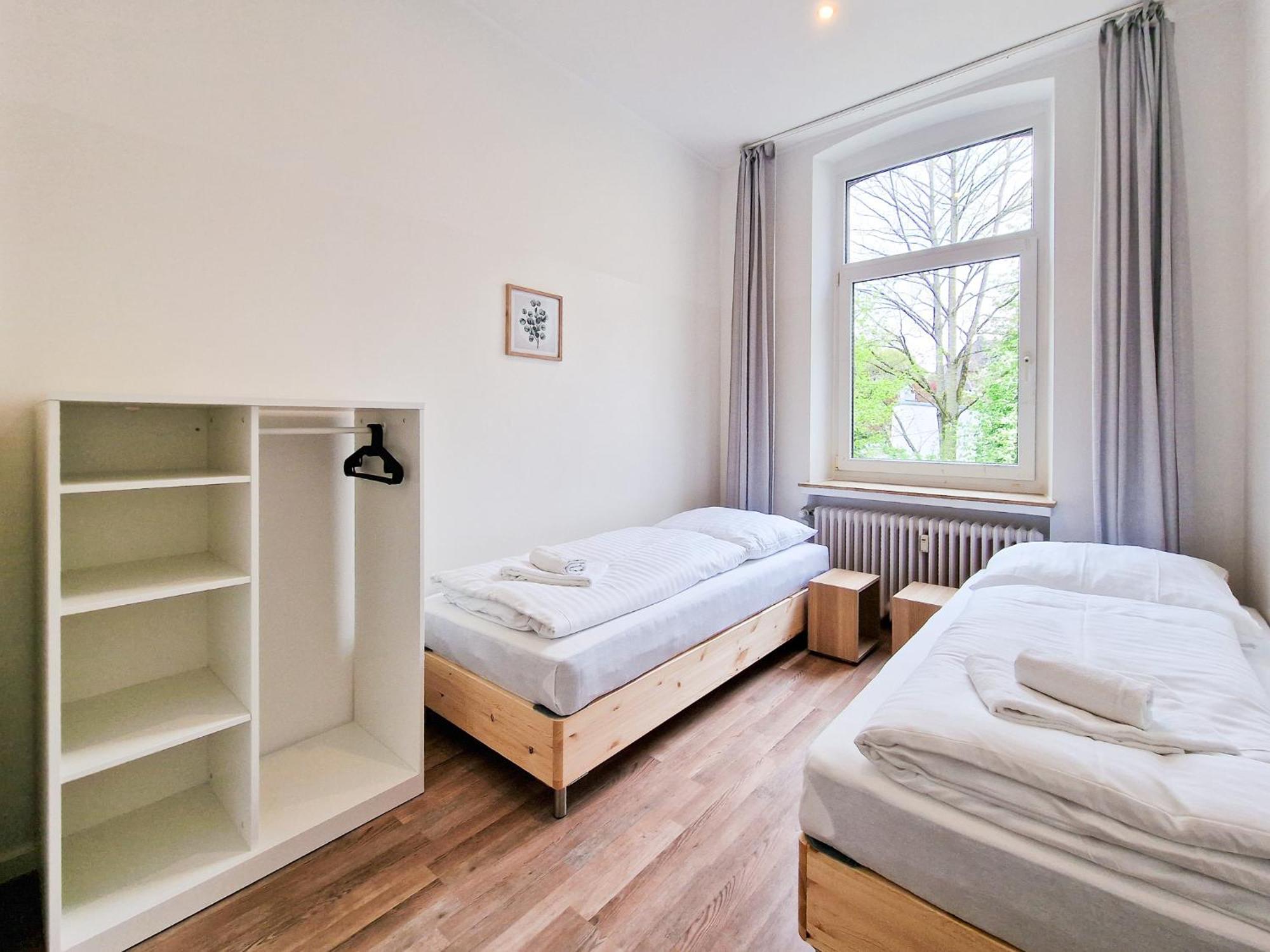 Raj Living - 1 Or 3 Room Apartments - 20 Min Messe Dus And Old Town Dus دوسلدورف المظهر الخارجي الصورة