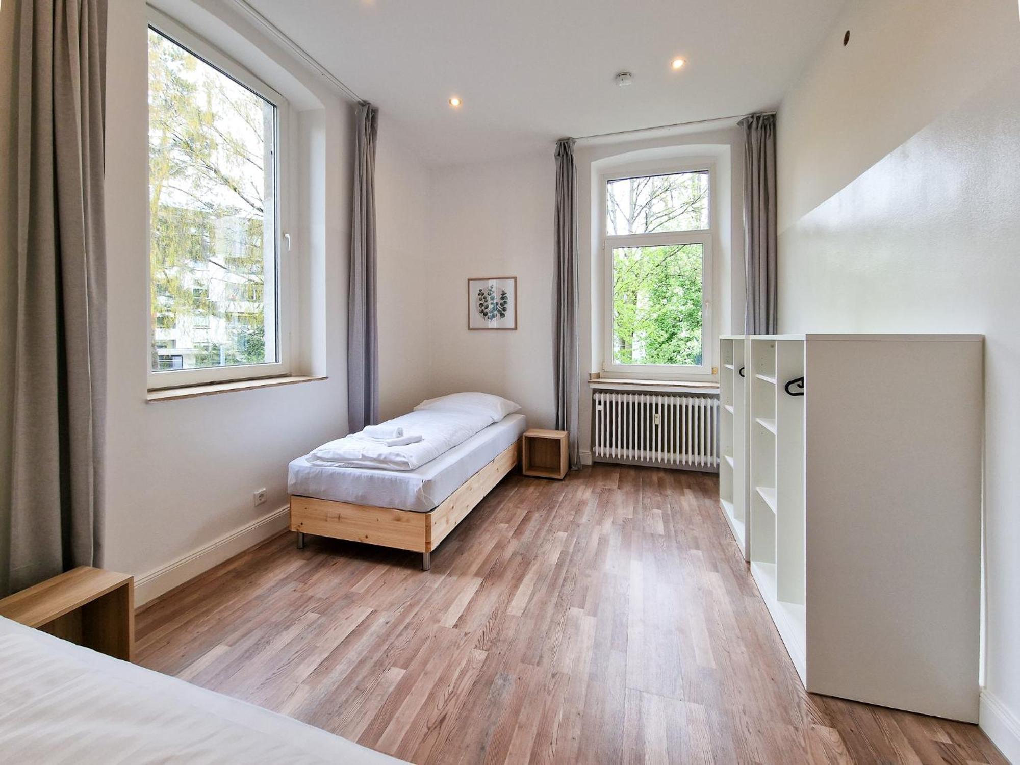 Raj Living - 1 Or 3 Room Apartments - 20 Min Messe Dus And Old Town Dus دوسلدورف المظهر الخارجي الصورة